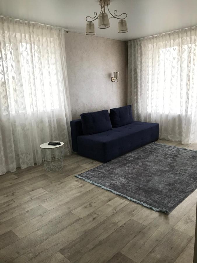 Апартаменты Квартира в центре Херсон Экстерьер фото